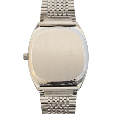 Lot 126 - A stainless steel Omega De Ville quartz wristwatch