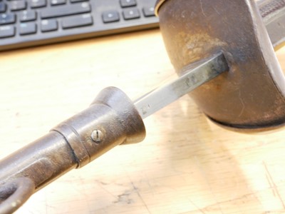 Lot 262 - 1885 pattern heavy cavalry sword and scabbard