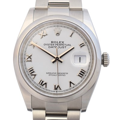 Lot 143 - A stainless steel Rolex Oyster Perpetual Datejust wristwatch