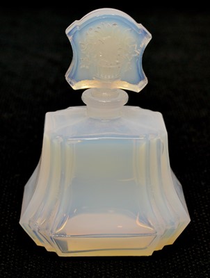 Lot 146 - Sabino opalescent art deco perfume bottle