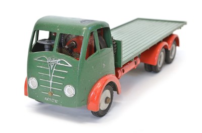 Lot 176 - Shackleton Foden FG flat bed lorry