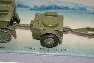 Lot 185 - Dinky Toys no.162 pre-war 18-Pounder Quick...