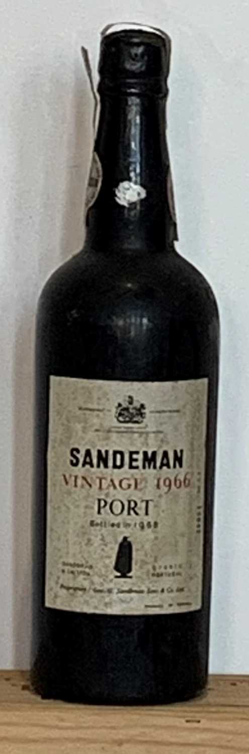 Lot 37 - 1 Bottle Sandeman’s Vintage Port