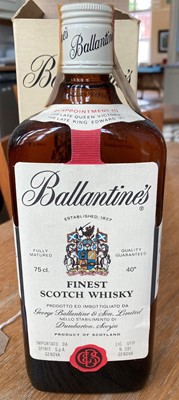 Lot 67 - 2 Bottles (incl. 1 litre bottle) Finest Blended and Malt Scotch Whisky