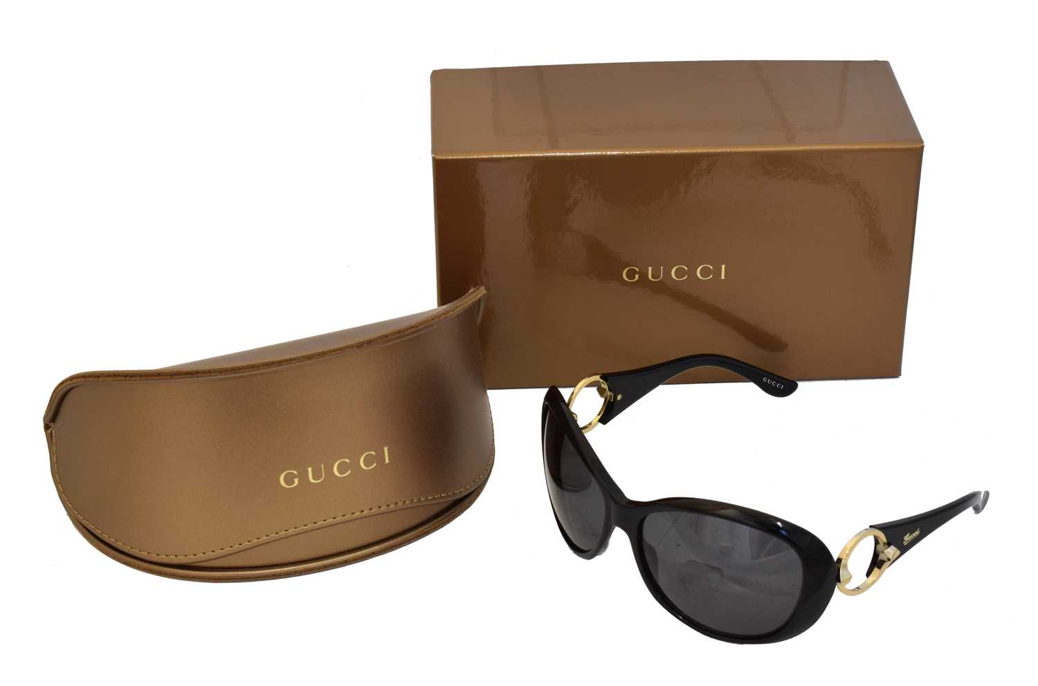 Lot 72 - A pair of Gucci sunglasses