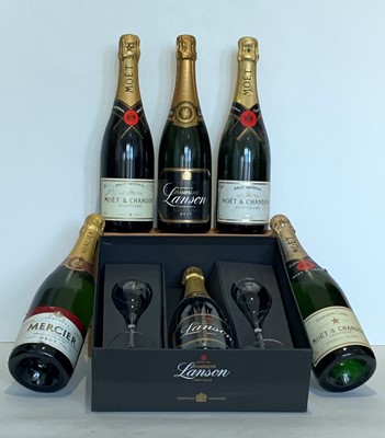 Lot 34 - 6 Bottles Mixed Lot  Grande Marque Champagne
