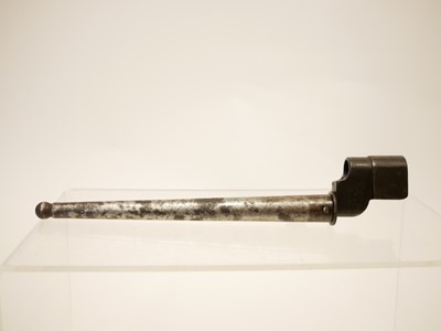 Lot 328 - Lee Enfield No.4 Cruciform Singer bayonet