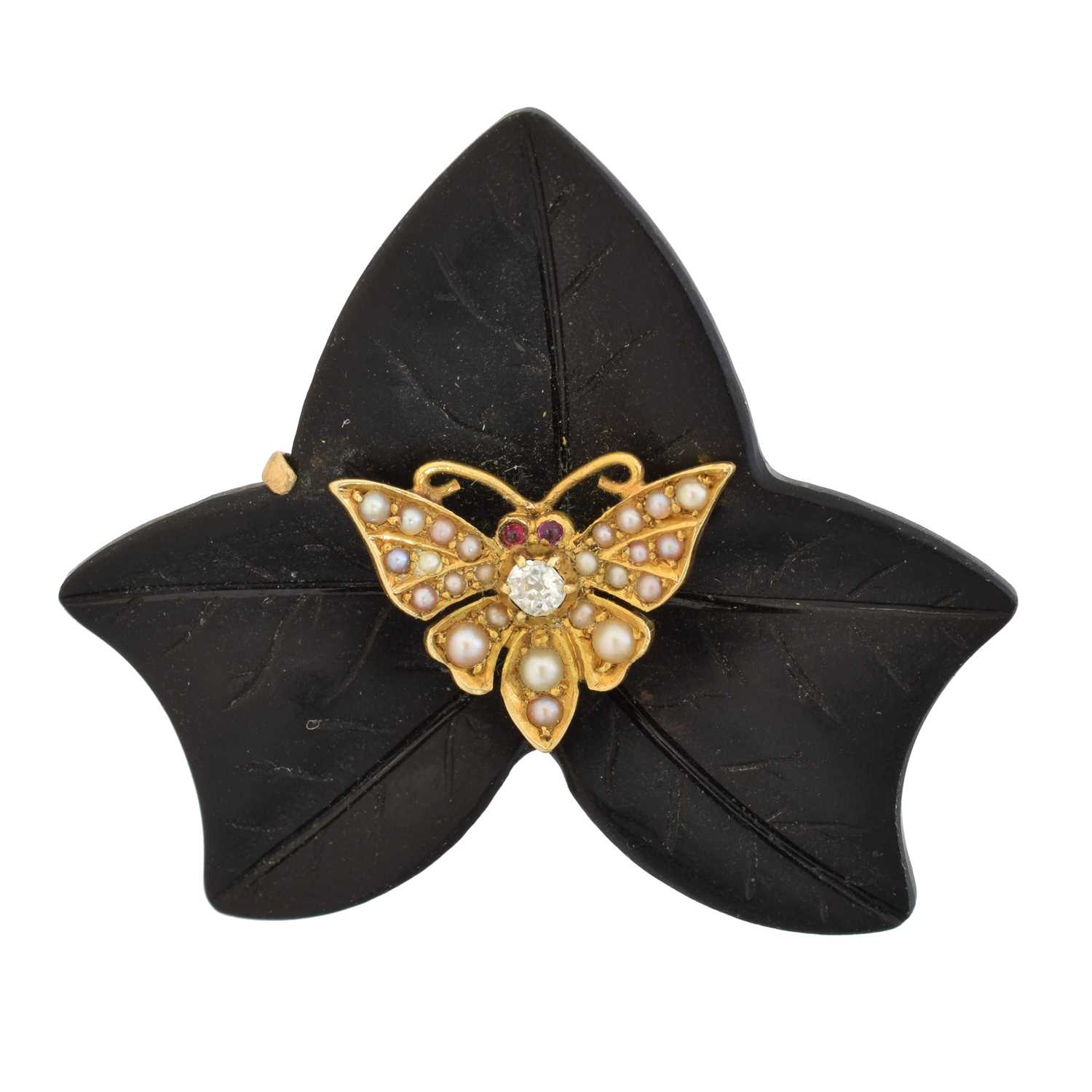 Lot 10 - An early 20th century bug brooch