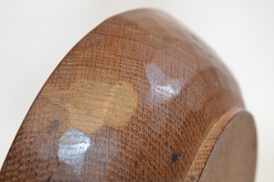 Lot 249 - Mouseman oak bowl with adzed surface and carved mouse signature