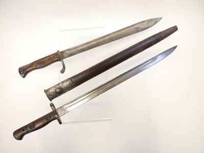 Lot 346 - P1907 Lee Enfield bayonet and scabbard also a German Butcher Bayonet