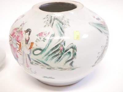 Lot 228 - Chinese famille verte vase
