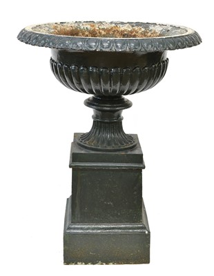 Lot 422 - Late 19th-century cast iron garden urn