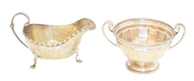 Lot 174 - A silver sauce boat
