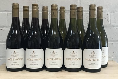 Lot 130 - 10 Bottles Mixed Lot Pinot Noir and Chardonnay from Moss Wood Estate