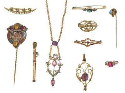 Lot 76 - A selection of jewellery