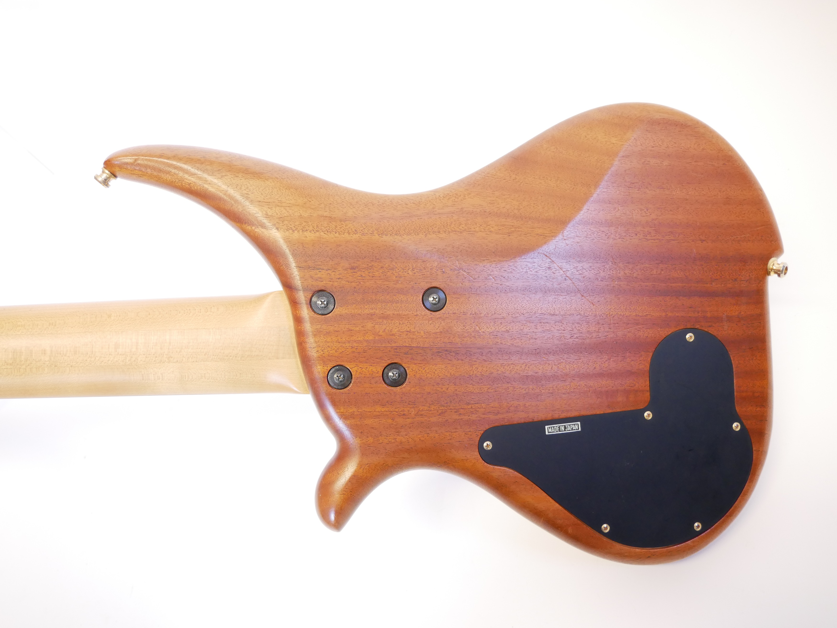 Lot 131 Tune five string bass