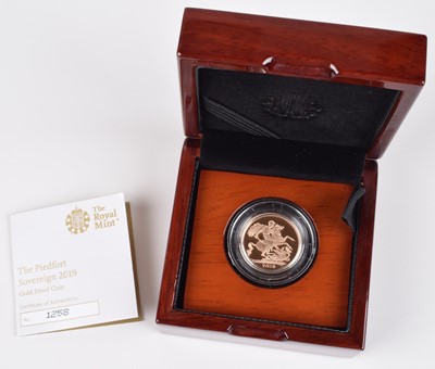 Lot 111 - 2019 Royal Mint, The Piedfort Sovereign, Gold Proof Coin.