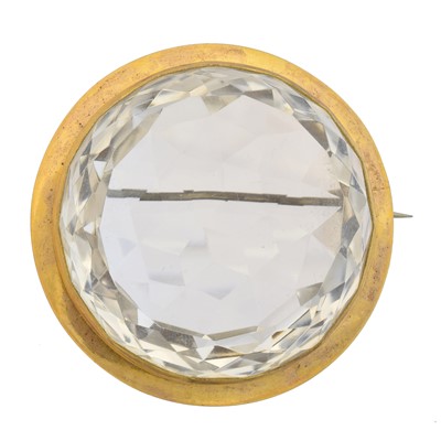 Lot 25 - A rock crystal brooch