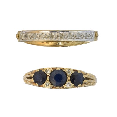 Lot 51 - Two 9ct gold dress rings