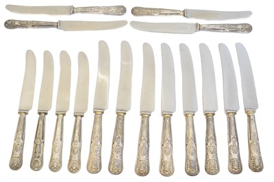 Lot 115 - Sixteen Elizabeth II silver handled knives