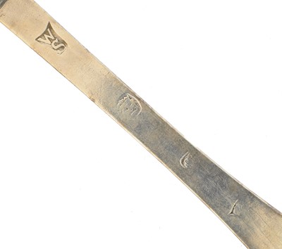 Lot 80 - A late 17th century silver Trefid spoon