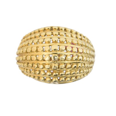 Lot 107 - A bombe ring