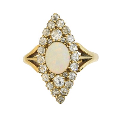 Lot 133 - An early 20th century 18ct gold opal and diamond cluster ring