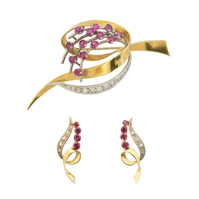 Lot 7 - A suite of ruby and diamond jewellery