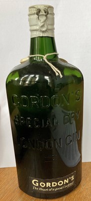 Lot 59 - 1 bottle Gordons ‘Special Dry’ London Gin