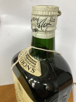 Lot 59 - 1 bottle Gordons ‘Special Dry’ London Gin