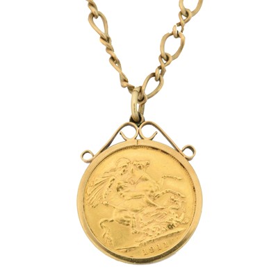 Lot 70 - A George V sovereign pendant