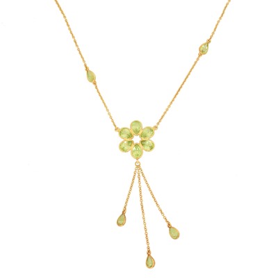 Lot 76 - An 18ct gold peridot necklace