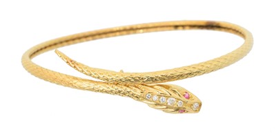 Lot 39 - An 18ct gold snake bangle