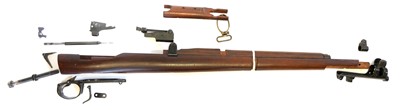 Lot 500 - Lee Enfield SMLE .303 rifle fittings and forend