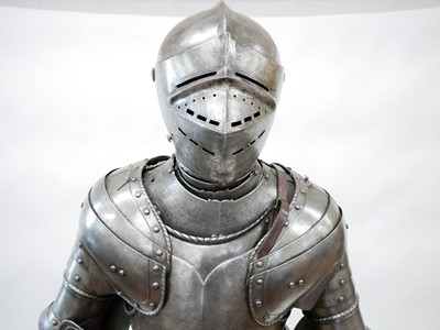 Lot Italian style suit of armour