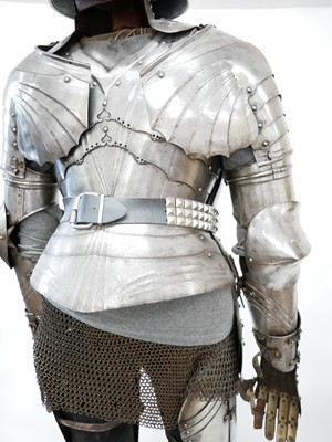 Lot German style suit of armour.