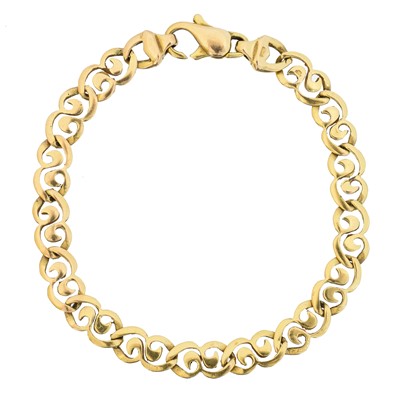 Lot 5 - A 9ct gold bracelet