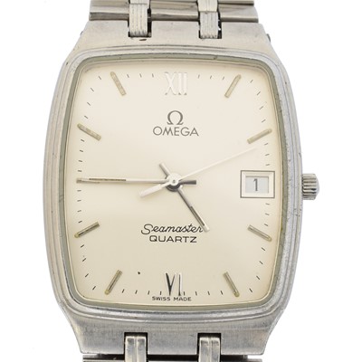 Lot 205 - A stainless steel Omega Seamaster quartz wristwatch