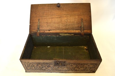 Lot 288 - 17th-century oak bible box