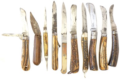 Lot 205 - Ten pocket / pen knives