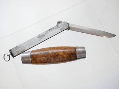 Lot 210 - Swedish barrel knife