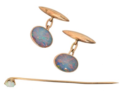 Lot 78 - A selection of opal jewellery