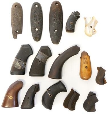 Lot 498 - Collection of pistol and revolver grips