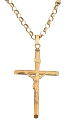 Lot 21 - A 9ct gold cross pendant