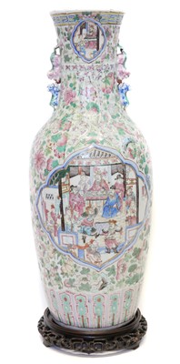 Lot 167 - Large Chinese Qing Dynasty Cantonese vase
