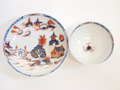Lot 150 - Lowestoft teabowl and saucer in Redgrave pattern