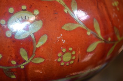 Lot 48 - Pilkington's Royal Lancastrian lustre squat vase