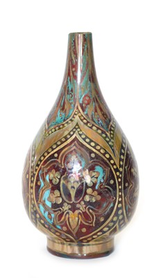 Lot 40 - Pilkington's Royal Lancastrian lustre onion-shaped vase
