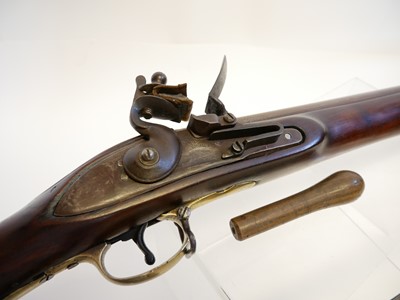 Lot 46 - Flintlock musket and bayonet