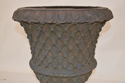Lot 305 - Reproduction cast iron garden urn